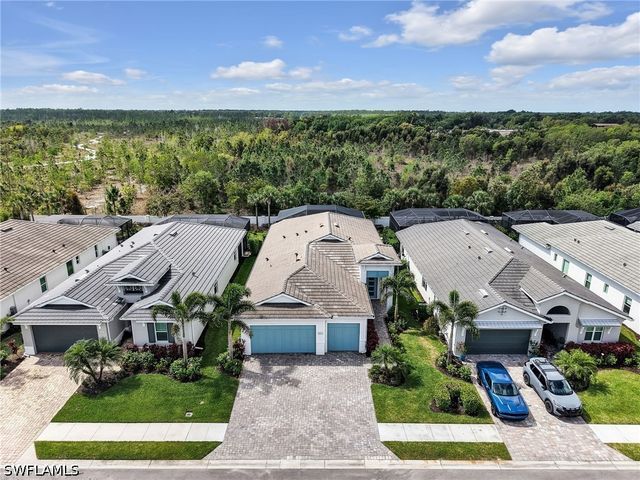 9288 Cayman DR, Naples, FL 34114