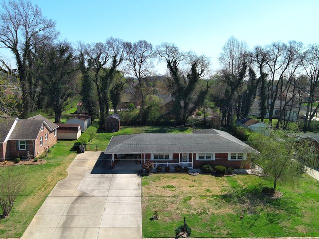 426 Dow Drive, Shelbyville, TN 37160