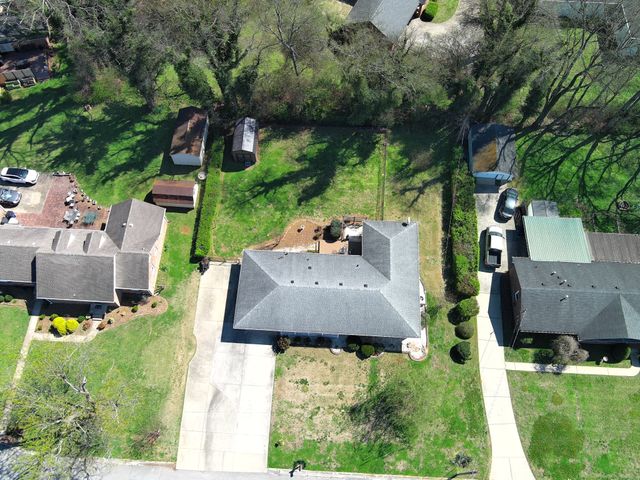 426 Dow Drive, Shelbyville, TN 37160