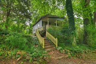 142 First Street, Copperhill, TN 37317