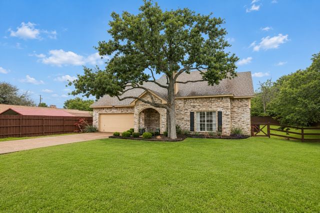 105 Melody Lane, Hickory Creek, TX 75065