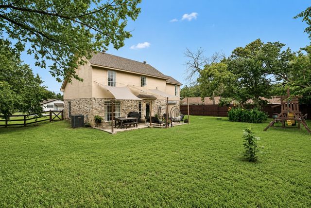 105 Melody Lane, Hickory Creek, TX 75065