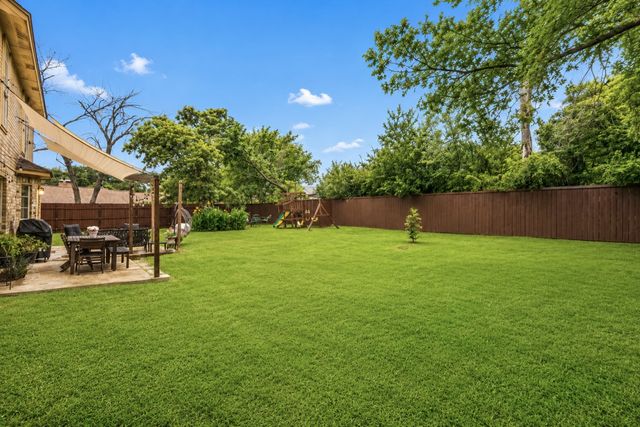 105 Melody Lane, Hickory Creek, TX 75065