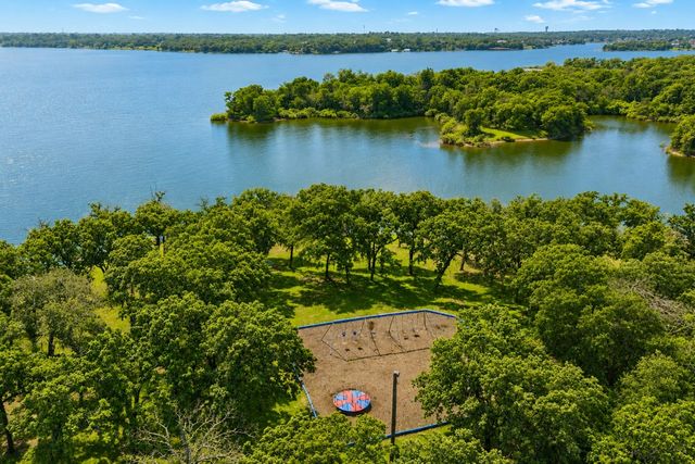 105 Melody Lane, Hickory Creek, TX 75065