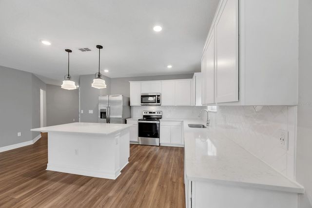9514 SUMMERS CAY CIRCLE, Thonotosassa, FL 33592