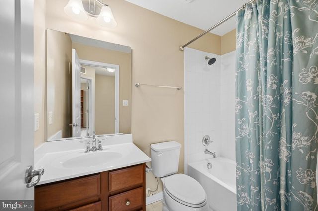 229 MOUNTAIN LAUREL BLVD, Ranson, WV 25438