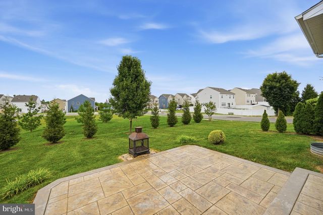 229 MOUNTAIN LAUREL BLVD, Ranson, WV 25438