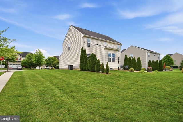 229 MOUNTAIN LAUREL BLVD, Ranson, WV 25438