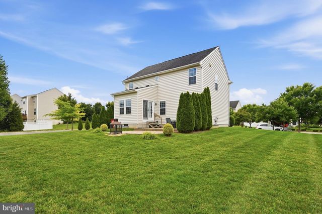 229 MOUNTAIN LAUREL BLVD, Ranson, WV 25438