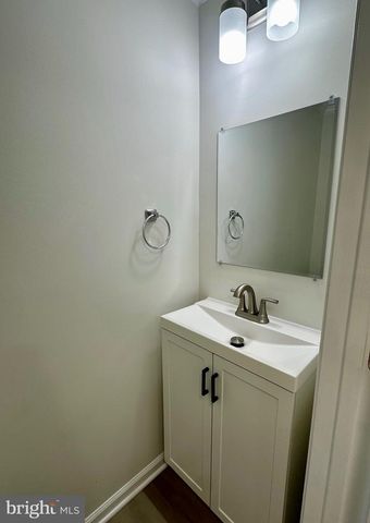 13195 PUTNAM CIR, Woodbridge, VA 22191