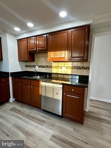 13195 PUTNAM CIR, Woodbridge, VA 22191