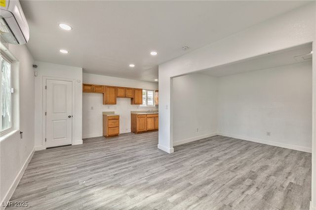 339 North 10th Street 2, Las Vegas, NV 89101