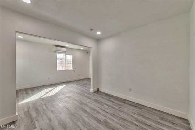 339 North 10th Street 2, Las Vegas, NV 89101