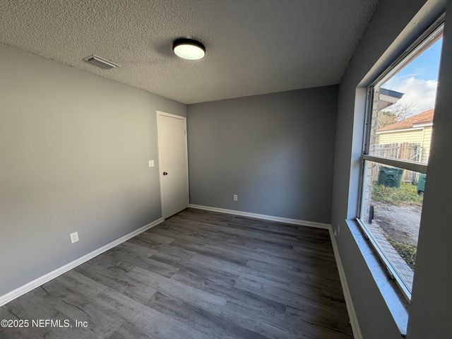 761 TREKKER Street, Jacksonville, FL 32216