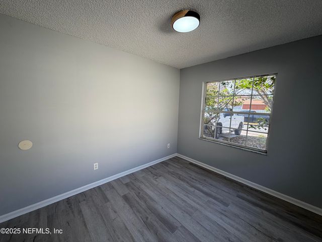 761 TREKKER Street, Jacksonville, FL 32216