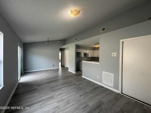 761 TREKKER Street, Jacksonville, FL 32216