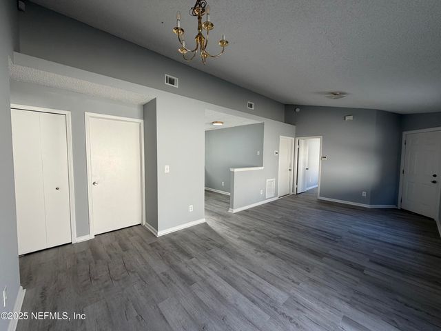 761 TREKKER Street, Jacksonville, FL 32216