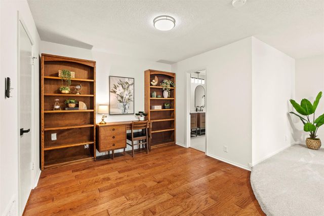 303 W Sequoia SPUR, Georgetown, TX 78628