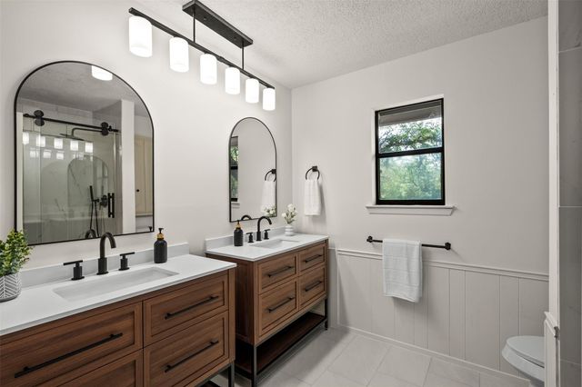 303 W Sequoia SPUR, Georgetown, TX 78628