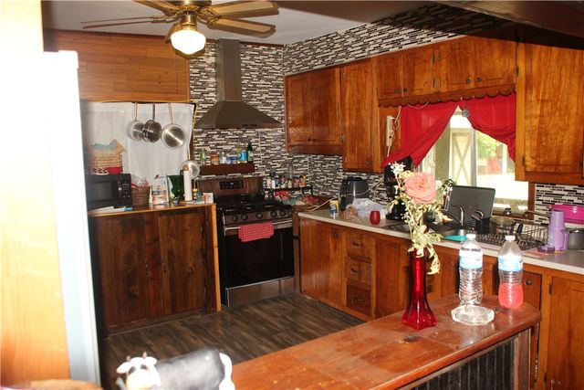 197 7th Street, St Paul, AR 72756