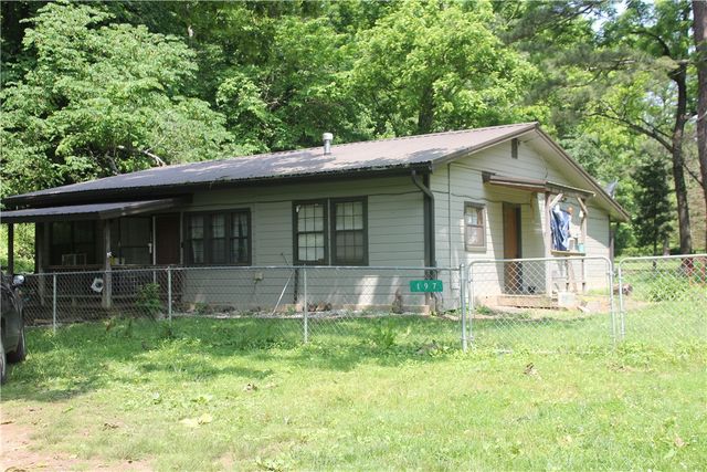 197 7th Street, St Paul, AR 72756