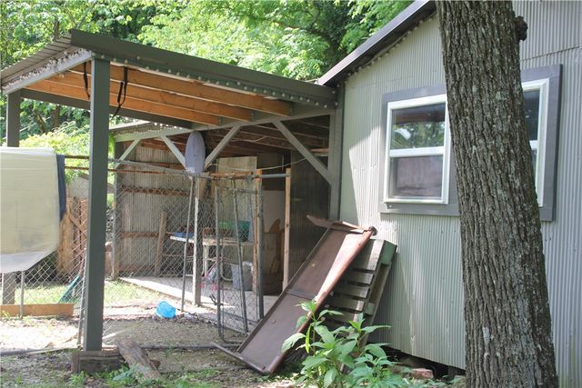 197 7th Street, St Paul, AR 72756