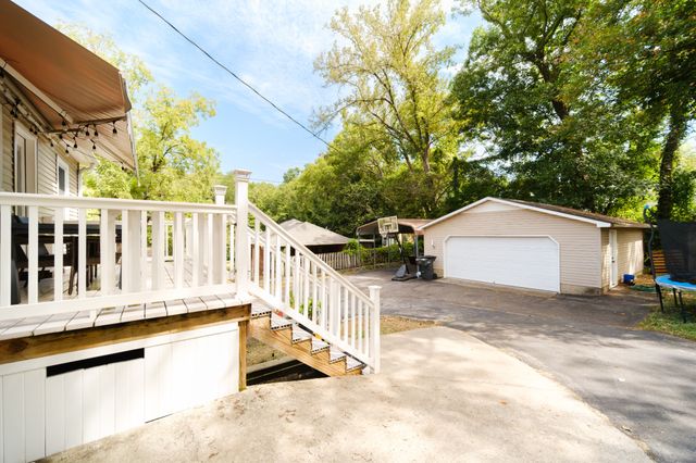 801 Elm St, Columbia, TN 38401