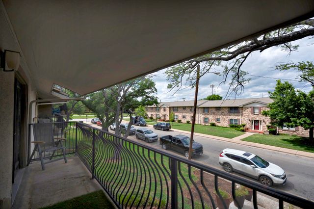 5816 Birchbrook Drive 214, Dallas, TX 75206