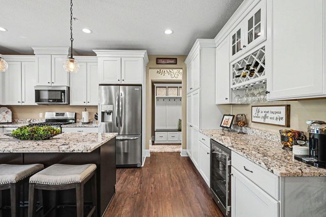 14046 Burgundy Avenue 9003, Rosemount, MN 55068