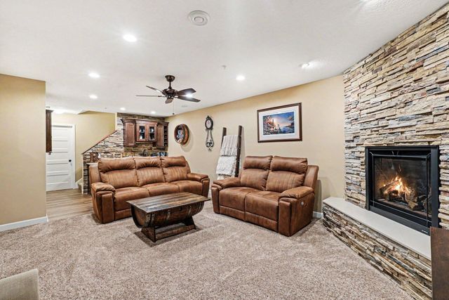 14046 Burgundy Avenue 9003, Rosemount, MN 55068
