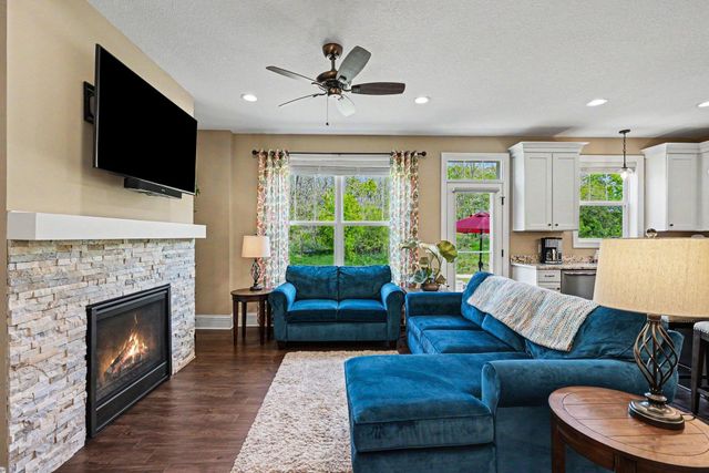 14046 Burgundy Avenue 9003, Rosemount, MN 55068