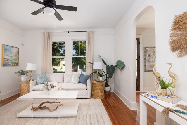 21 Cleveland Street, Charleston, SC 29403