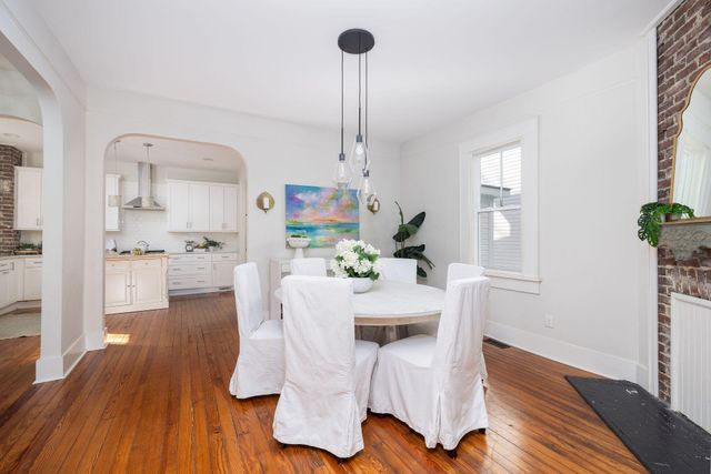 21 Cleveland Street, Charleston, SC 29403