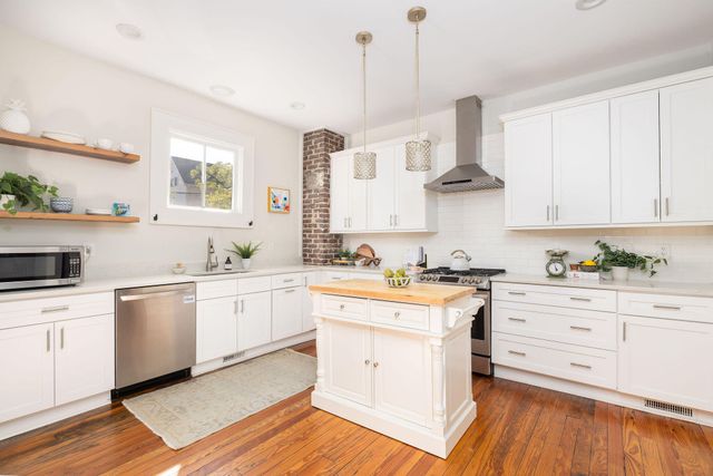 21 Cleveland Street, Charleston, SC 29403