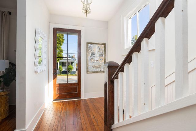 21 Cleveland Street, Charleston, SC 29403