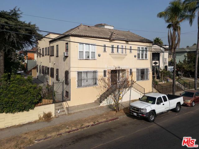 1519 W 30th Street, Los Angeles, CA 90007