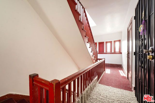 1519 W 30th Street, Los Angeles, CA 90007