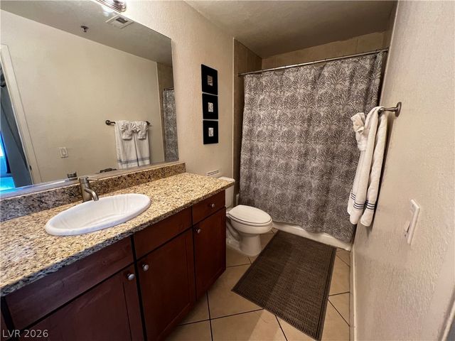 4200 South Valley View Boulevard 2010, Las Vegas, NV 89103