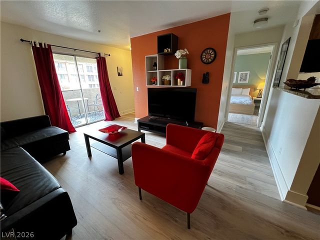 4200 South Valley View Boulevard 2010, Las Vegas, NV 89103