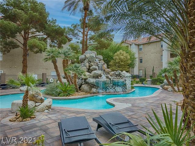 4200 South Valley View Boulevard 2010, Las Vegas, NV 89103