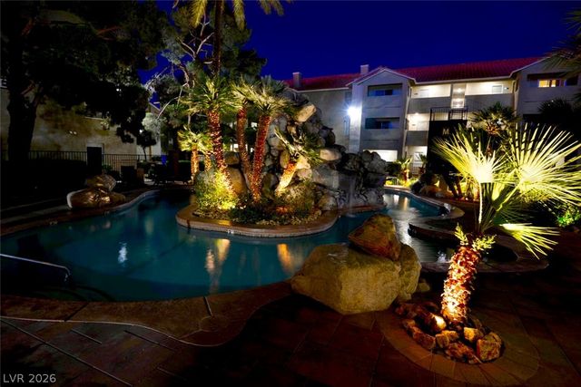 4200 South Valley View Boulevard 2010, Las Vegas, NV 89103