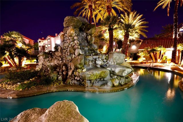 4200 South Valley View Boulevard 2010, Las Vegas, NV 89103