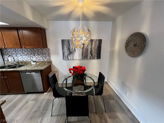 4200 South Valley View Boulevard 2010, Las Vegas, NV 89103