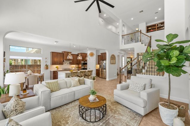 26 Winhall Place, The Woodlands, TX 77354