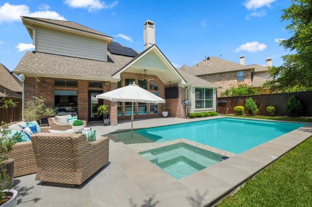 26 Winhall Place, The Woodlands, TX 77354