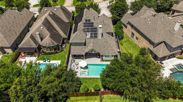 26 Winhall Place, The Woodlands, TX 77354