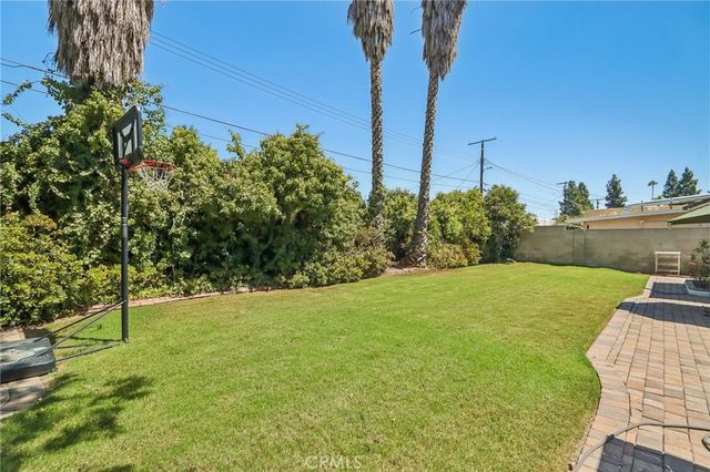 18765 Labrador Street, Northridge, CA 91324