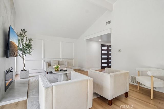 18765 Labrador Street, Northridge, CA 91324