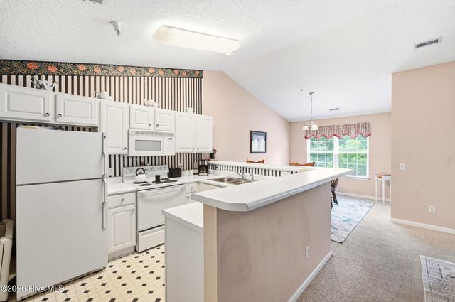 1601 Willoughby Park Court Unit 6, Wilmington, NC 28412