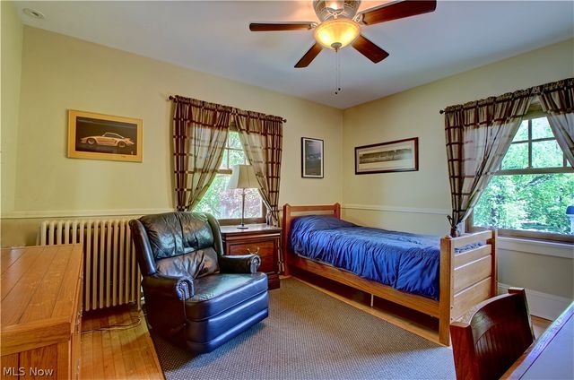 17313 Riverway Drive, Lakewood, OH 44107